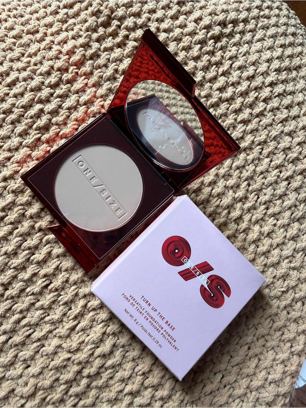 ONE/SIZE Translucent Setting Powder — Light Beige Compact
